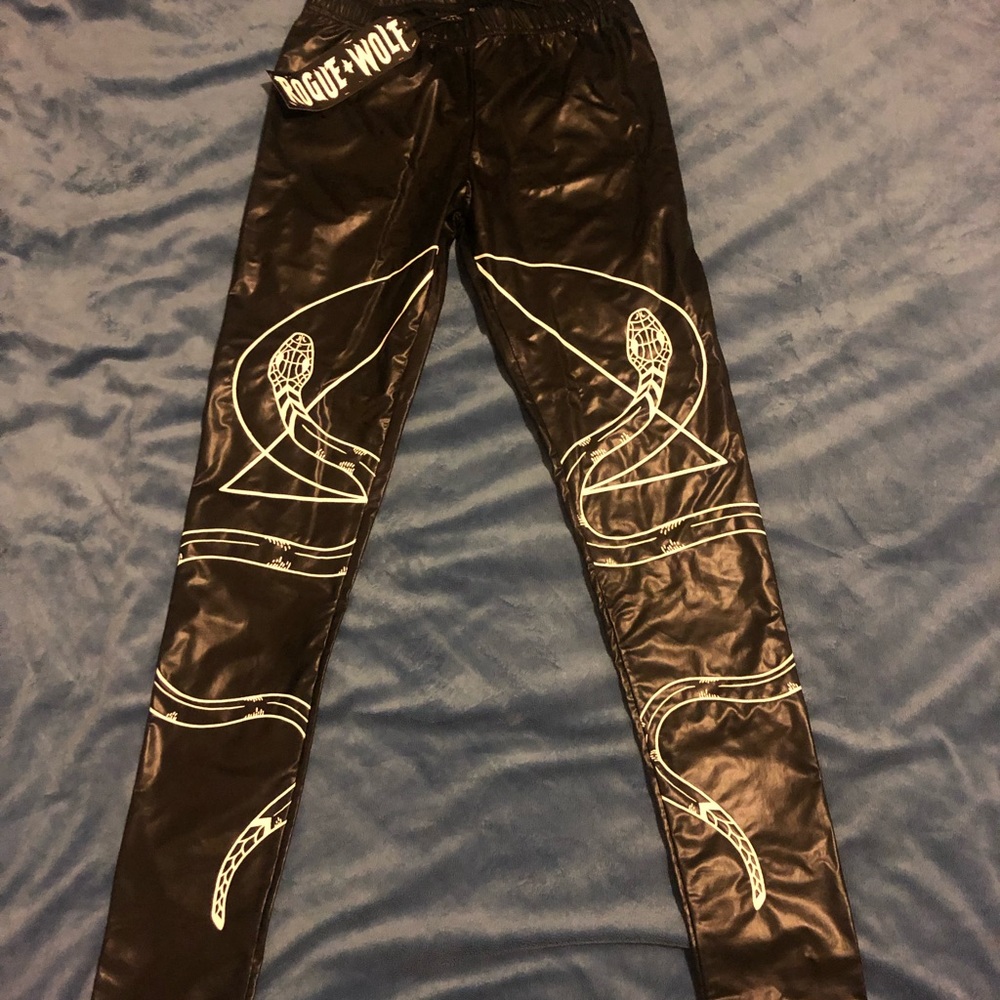 Dollskill Rogue + Wolf snake leggings